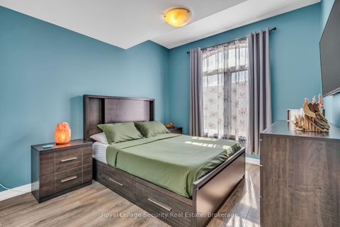 Photo 22 at 61 - 2315 Sheppard Avenue W, Pelmo Park W5, Toronto