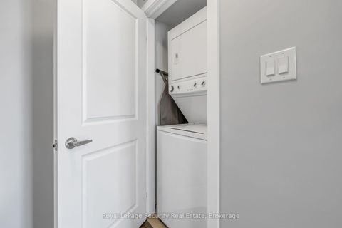 Photo 27 at 61 - 2315 Sheppard Avenue W, Pelmo Park W5, Toronto