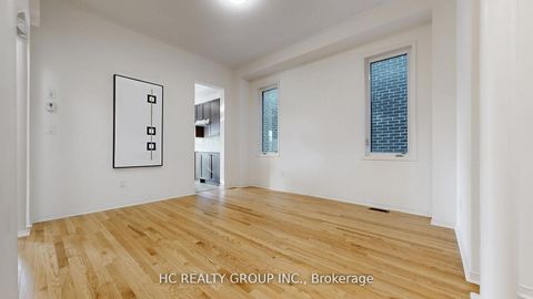 Photo 5 at 156 Hartney Drive, Rural Richmond Hill, Richmond Hill