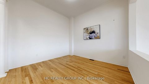 Photo 10 at 156 Hartney Drive, Rural Richmond Hill, Richmond Hill