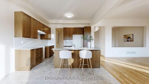 Photo 12 at 156 Hartney Drive, Rural Richmond Hill, Richmond Hill