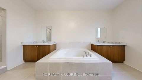 Photo 24 at 156 Hartney Drive, Rural Richmond Hill, Richmond Hill