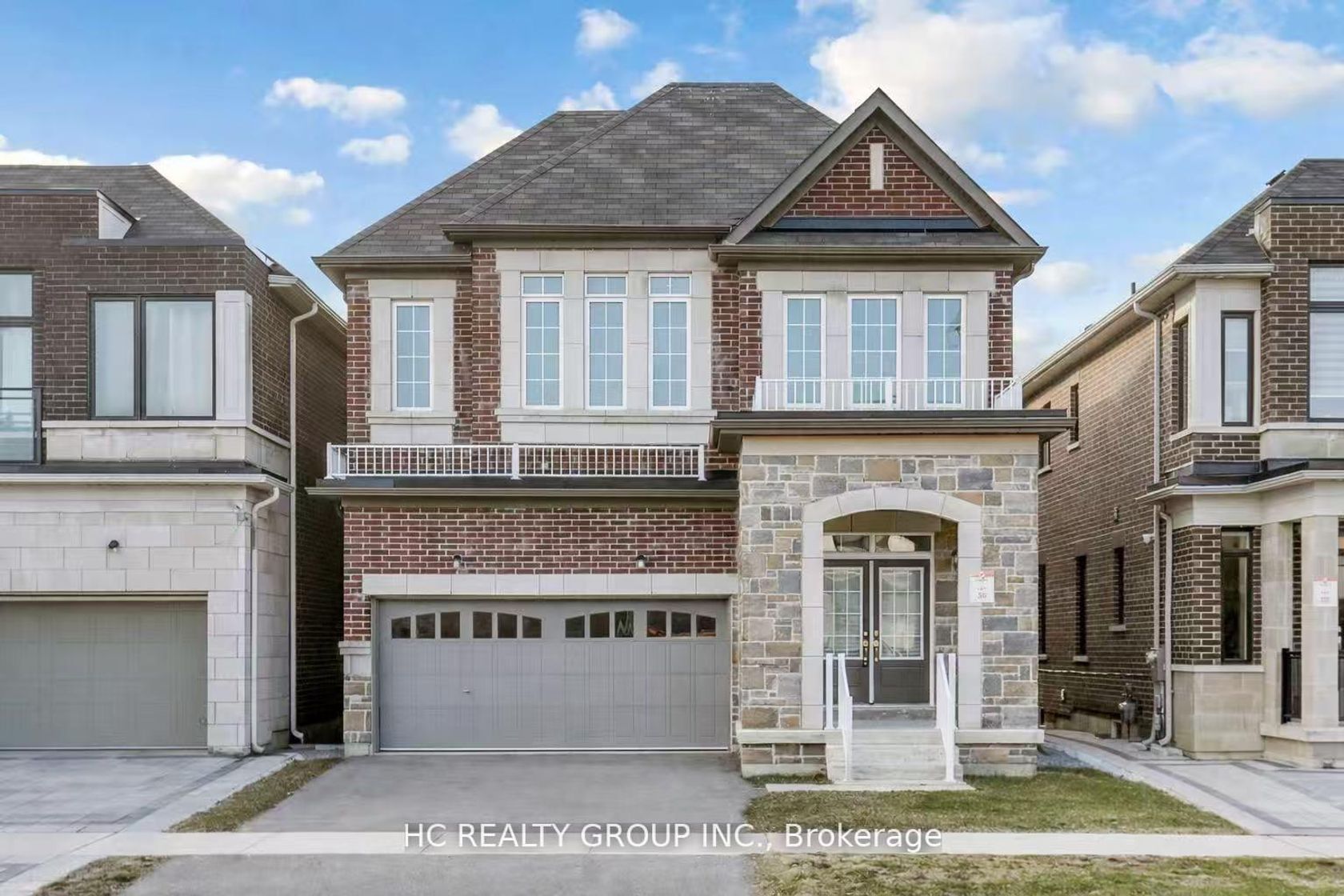 156 Hartney Drive, Rural Richmond Hill, Richmond Hill photo number 2