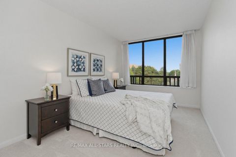 Photo 31 at 418 - 255 The Donway W, Don Mills, Toronto
