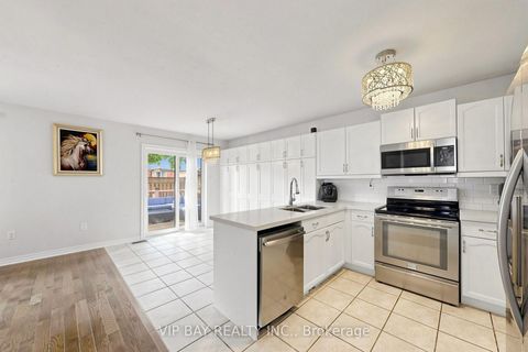 Photo 14 at 77 Amberview Drive, Keswick South, Georgina