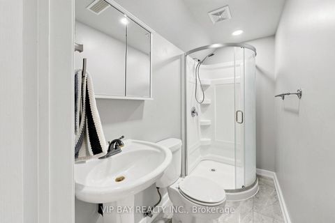 Photo 38 at 77 Amberview Drive, Keswick South, Georgina