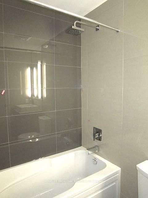 Photo 9 at 401 - 21 Clairtrell Road, Willowdale East, Toronto