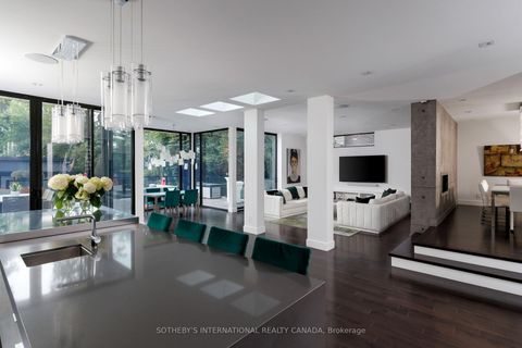 Photo 6 at 5 Hartfield Road, Humber Valley, Toronto