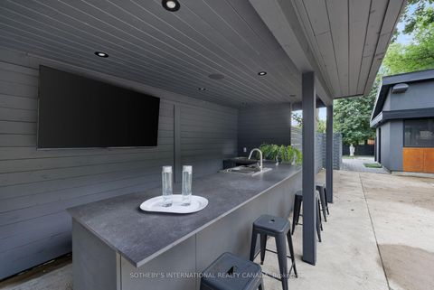 Photo 44 at 5 Hartfield Road, Humber Valley, Toronto