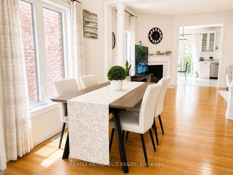 Photo 3 at 58 Lady Loretta Lane, Patterson, Vaughan