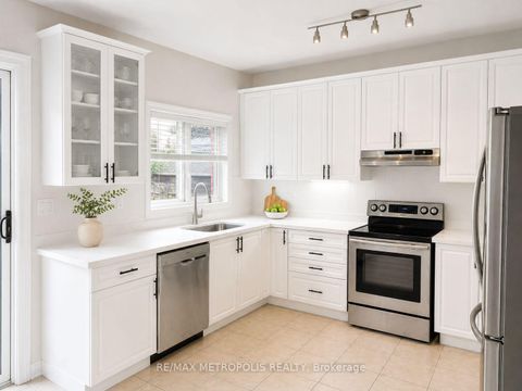 Photo 8 at 58 Lady Loretta Lane, Patterson, Vaughan