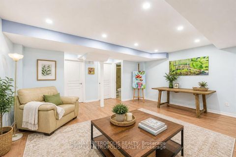Photo 31 at 58 Lady Loretta Lane, Patterson, Vaughan