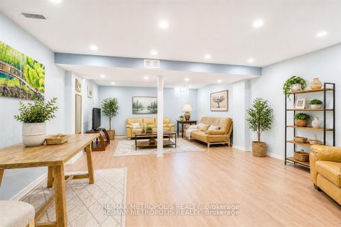 Photo 32 at 58 Lady Loretta Lane, Patterson, Vaughan