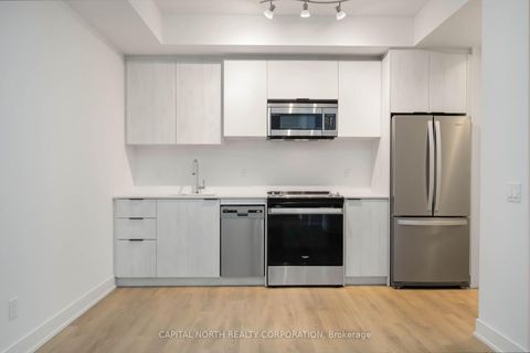 Photo 7 at 527 - 1350 Ellesmere Road, Bendale, Toronto