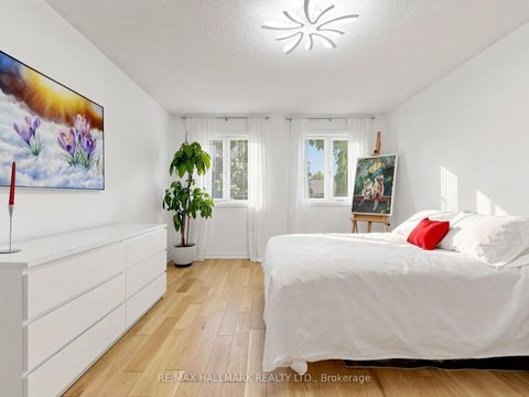 Photo 34 at 54 Stave Crescent, Westbrook, Richmond Hill