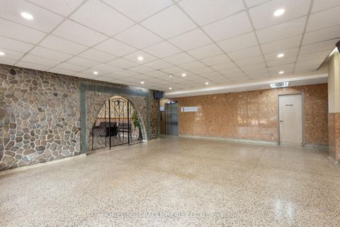 Photo 9 at 1007 - 49 Silverstone Drive, Jamestown, Toronto