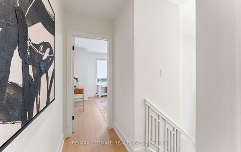 Photo 18 at 906 Logan Avenue, Danforth, Toronto