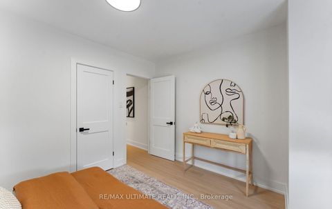 Photo 20 at 906 Logan Avenue, Danforth, Toronto