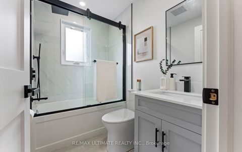 Photo 24 at 906 Logan Avenue, Danforth, Toronto