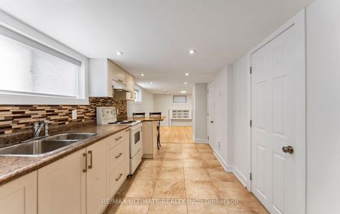 Photo 28 at 906 Logan Avenue, Danforth, Toronto