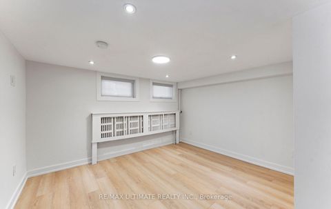 Photo 31 at 906 Logan Avenue, Danforth, Toronto