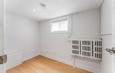Photo 36 at 906 Logan Avenue, Danforth, Toronto
