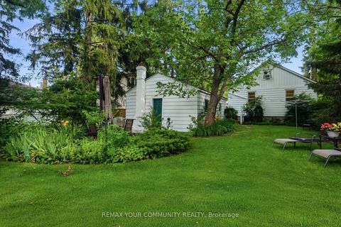 Photo 18 at 223 Richmond Street, Mill Pond, Richmond Hill