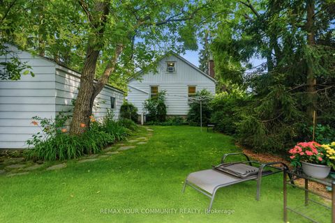 Photo 19 at 223 Richmond Street, Mill Pond, Richmond Hill