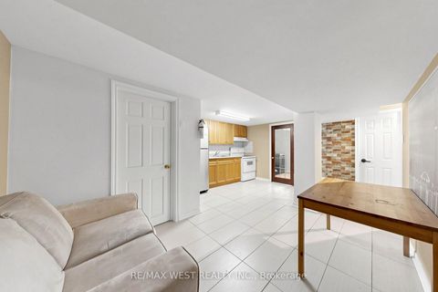 Photo 28 at 32 Allonsius Drive, West Deane, Toronto