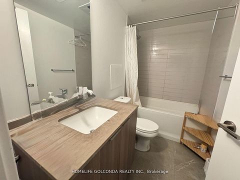 Photo 3 at 4006 - 11 Wellesley Street W, Bay Street Corridor, Toronto