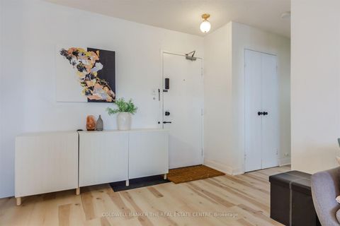 Photo 2 at 1006 - 100 Dundalk Drive, Dorset Park, Toronto