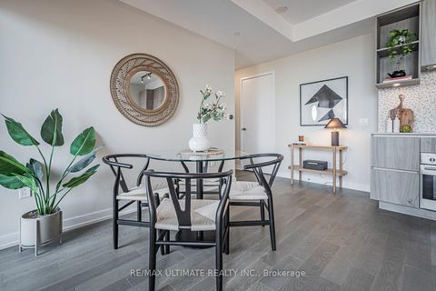 Photo 14 at 1208 - 1 Yorkville Avenue, Annex, Toronto