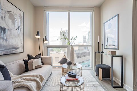 Photo 16 at 1208 - 1 Yorkville Avenue, Annex, Toronto