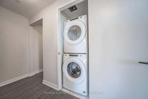 Photo 26 at 1208 - 1 Yorkville Avenue, Annex, Toronto