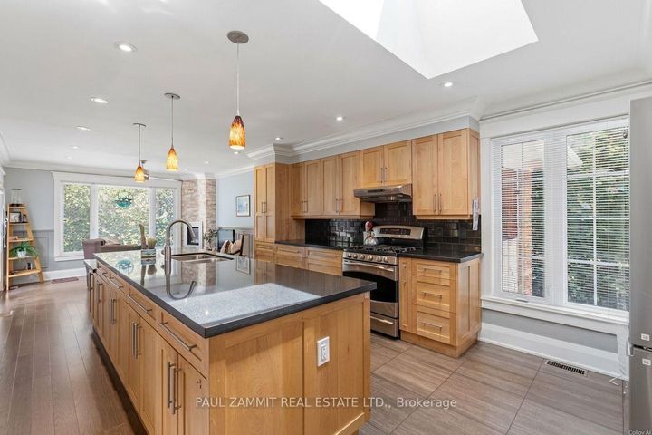 Photo 6 at 29 Heathview Avenue, Bayview Village, Toronto