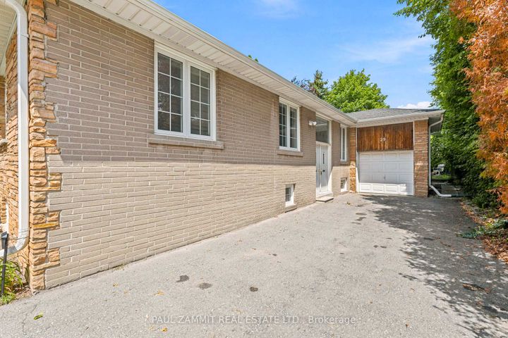 Photo 28 at 29 Heathview Avenue, Bayview Village, Toronto