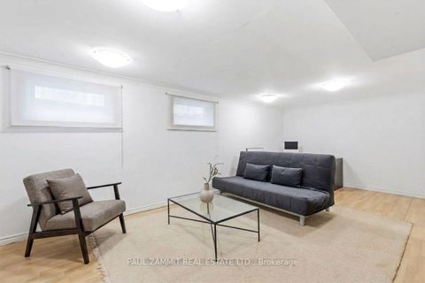 Photo 20 at 29 Heathview Avenue, Bayview Village, Toronto