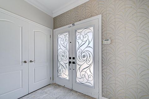 Photo 4 at 9 Aidan Drive, Vellore Village, Vaughan