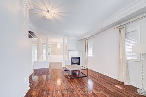Photo 5 at 9 Aidan Drive, Vellore Village, Vaughan