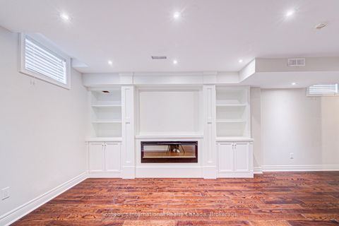 Photo 33 at 9 Aidan Drive, Vellore Village, Vaughan