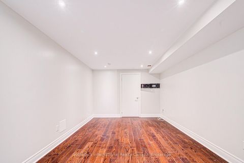 Photo 36 at 9 Aidan Drive, Vellore Village, Vaughan