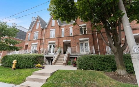 Photo 1 at 3507 - 35 Sudbury Street, Niagara, Toronto