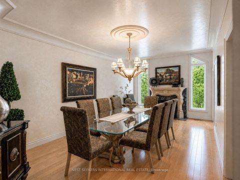 Photo 5 at 60 Rachelle Court, Kleinburg, Vaughan