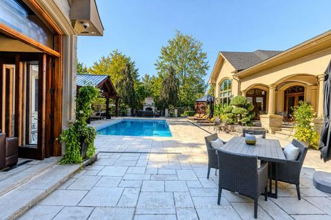 Photo 36 at 60 Rachelle Court, Kleinburg, Vaughan
