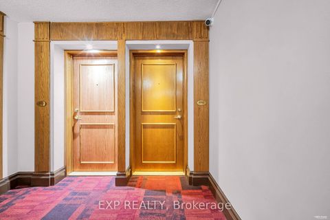 Photo 2 at 1016 - 8 Lee Centre Drive N, Woburn, Toronto