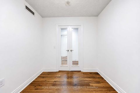 Photo 6 at 2226 - 500 Doris Avenue, Willowdale East, Toronto