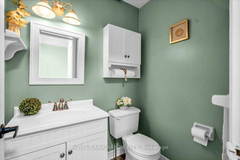 Photo 5 at 72 Short Crescent, Courtice, Clarington