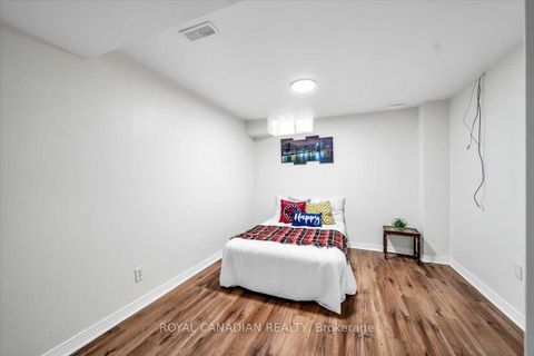 Photo 39 at 72 Short Crescent, Courtice, Clarington