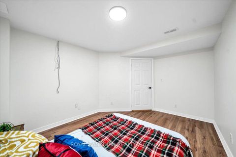 Photo 40 at 72 Short Crescent, Courtice, Clarington