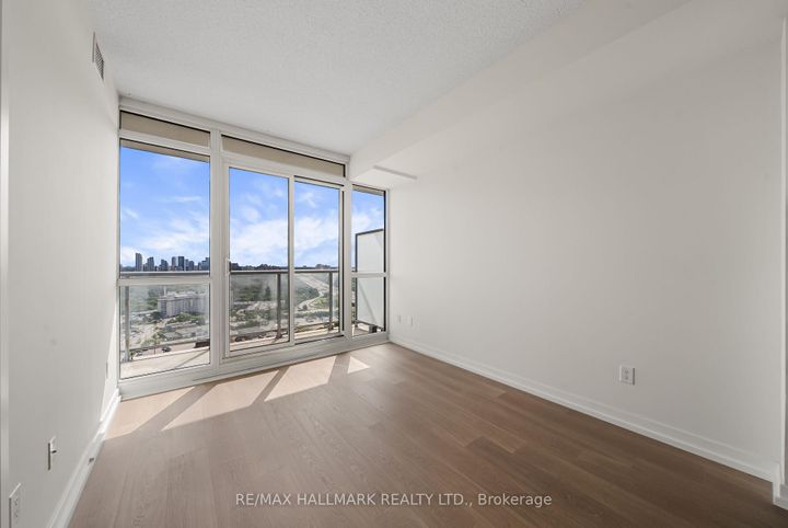 Photo 6 at 3102 - 121 McMahon Drive, Bayview Village, Toronto